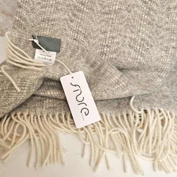 Fibre By Auskin Wool Fringe 55x71 Throw Blanket - Picture 2 of 10